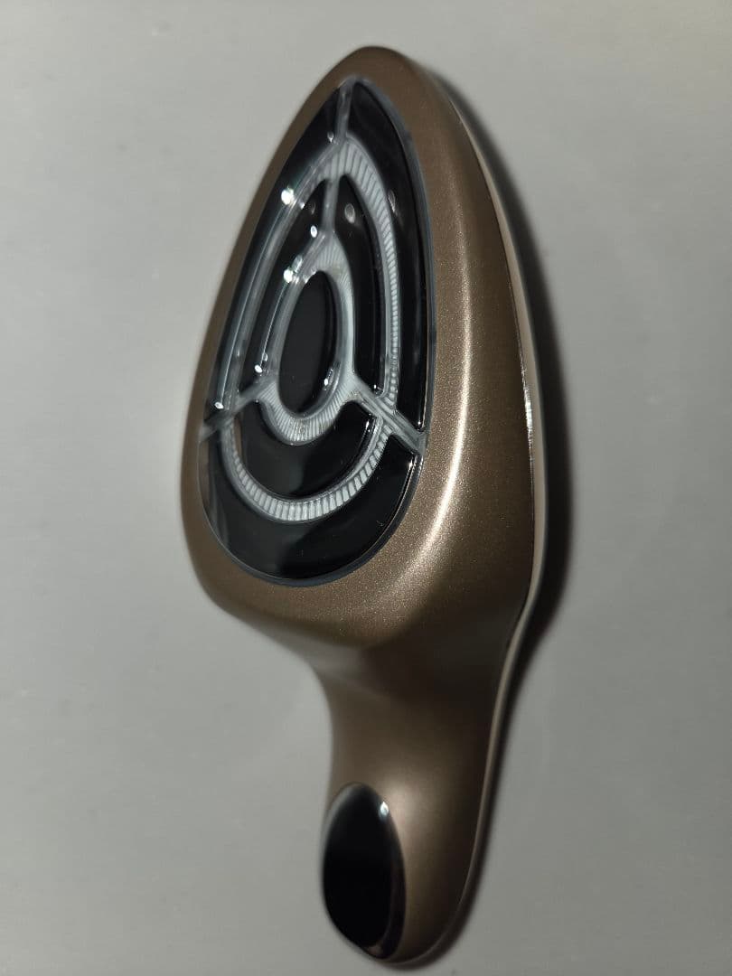 ME　ラボン・エクラ　美顔器