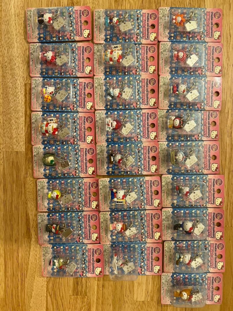 お値下げ！ハローキティ リール付きキーホルダーセット 30個　プレミアム含！