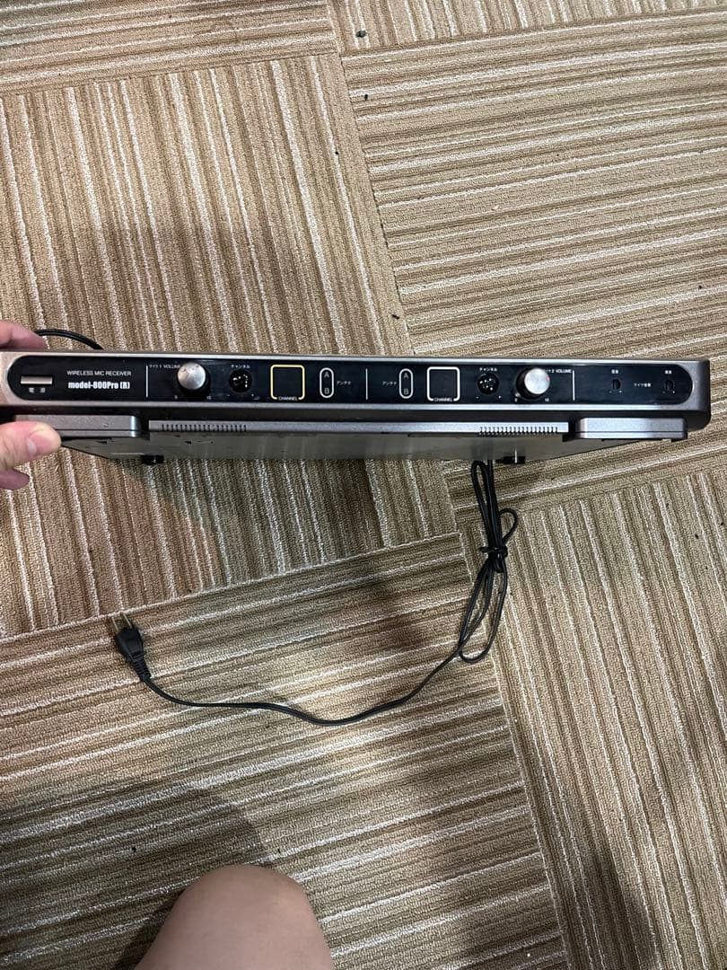 ワイヤレスマイクレシーバー model-8000Pro (R)
