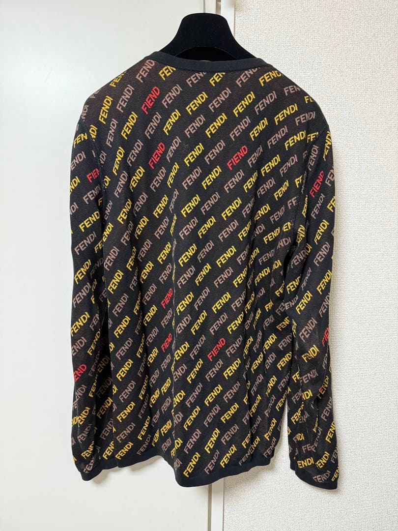 FENDI ロゴプリント クルーネックニットセーター