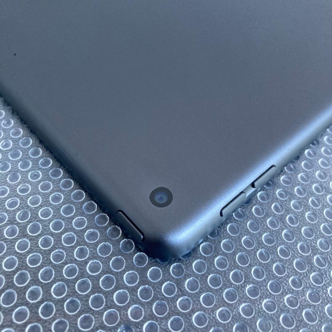 3361【早い者勝ち】iPad7 第7世代 32GB WIFIモデル☆
