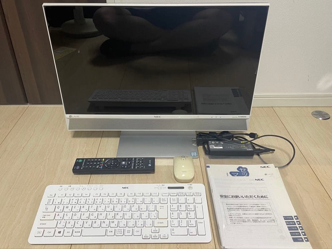 Windowsデスクトップ NEC LAVIE All-in-one DA770DAW Core i7