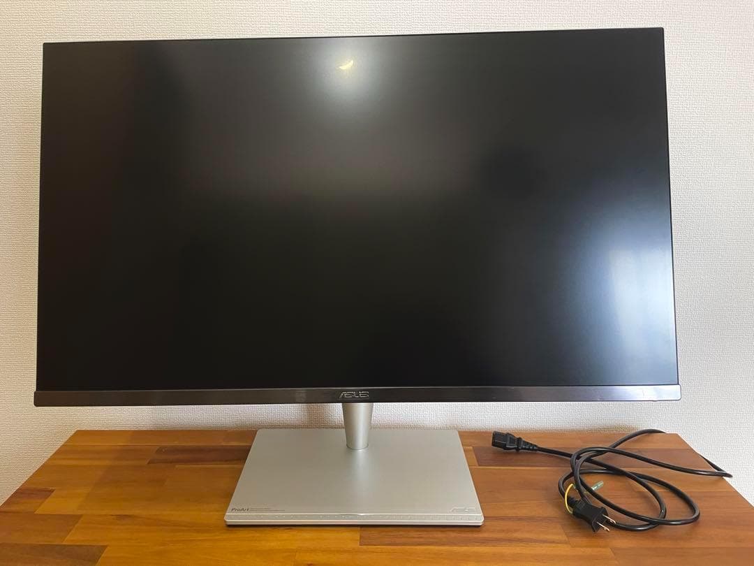 ASUS 32インチ モニター　 PA32UC