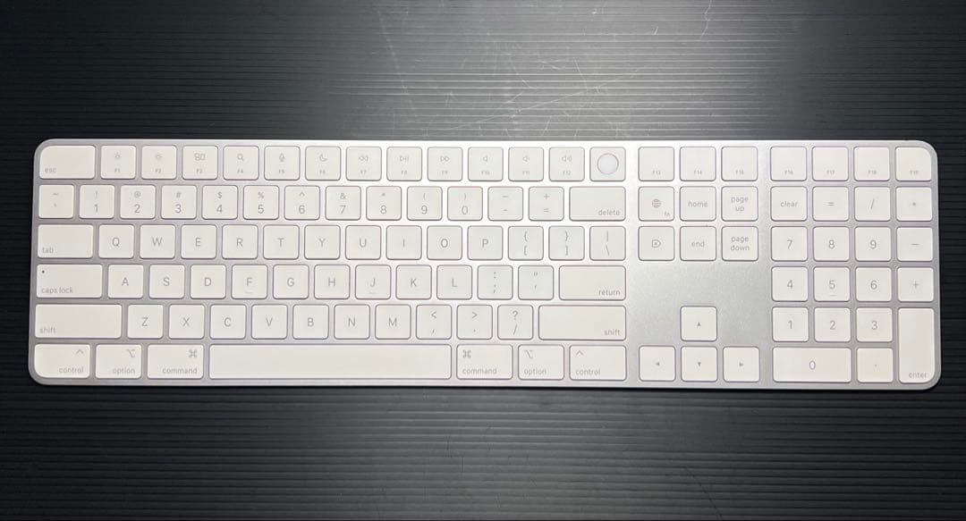 Apple  Keyboard（英語・テンキー付）