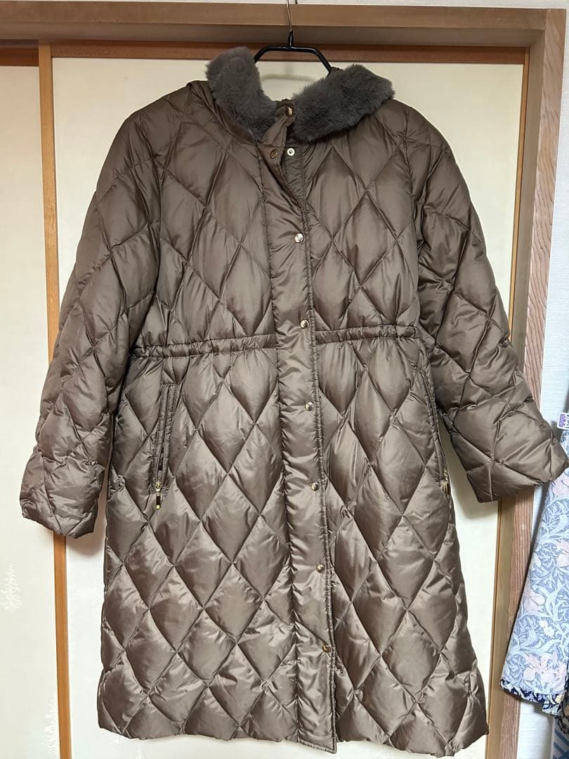 レリアン　ダウンコート　モカ　　13+