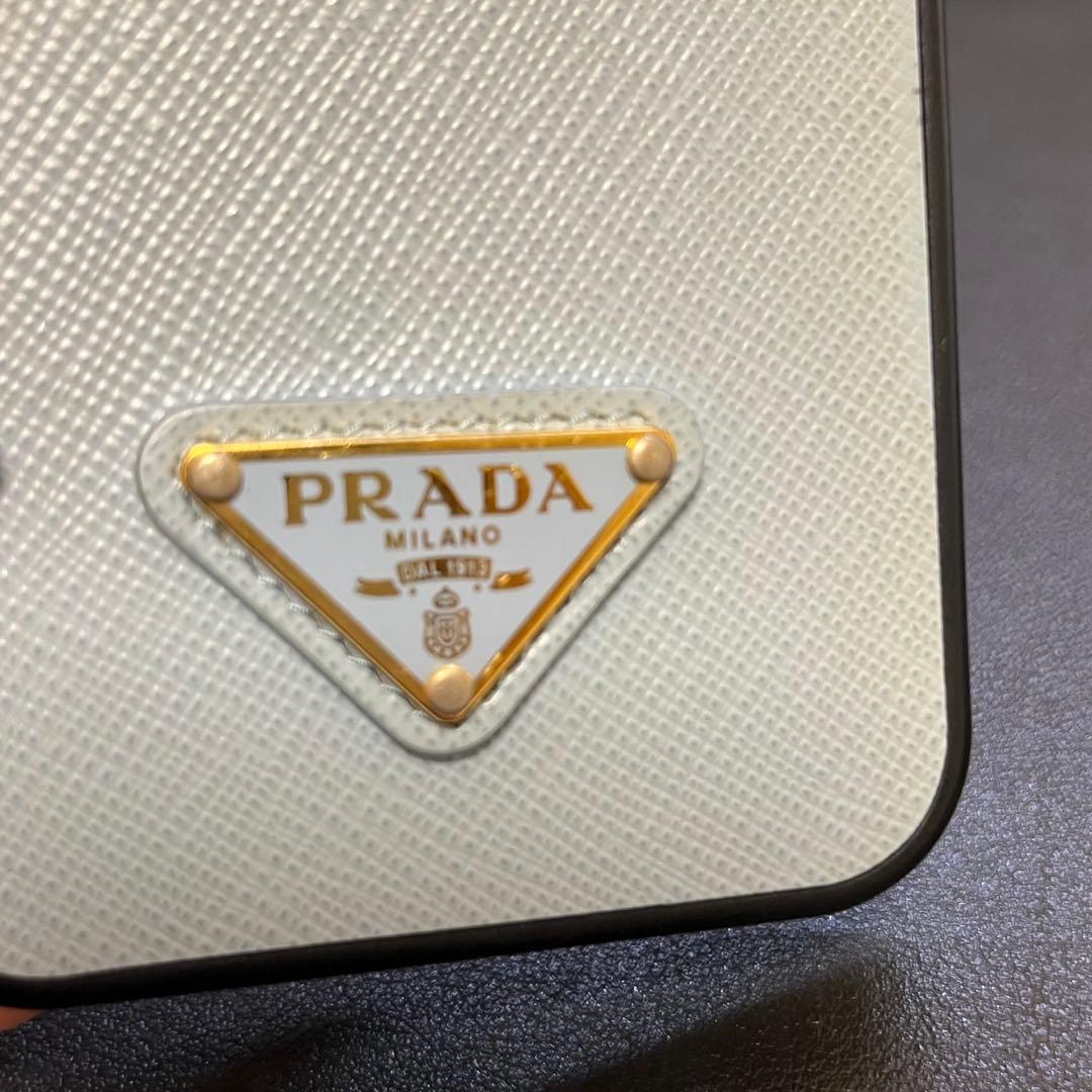 みっちゃん　プラダ　iPhoneケース