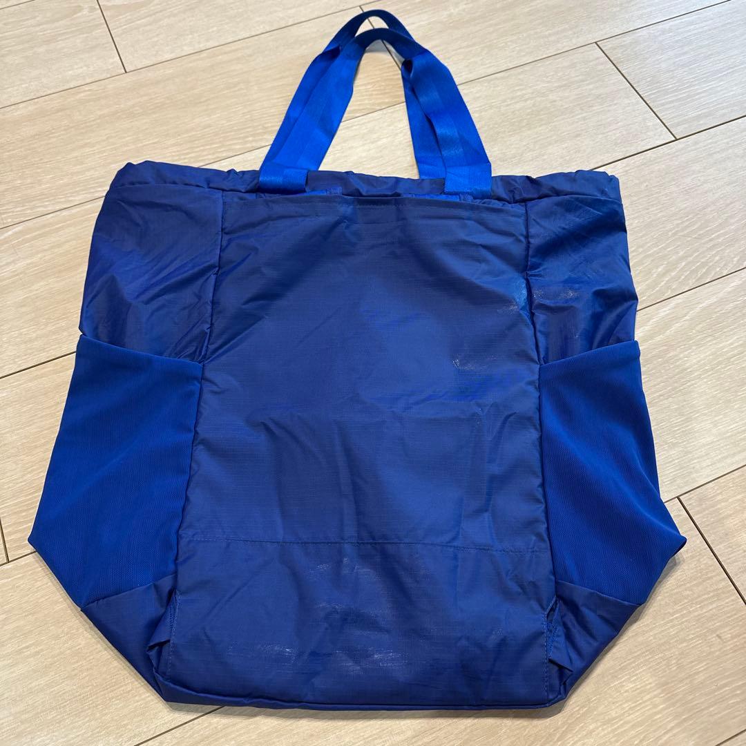 ウルトラライト ブラックホール パッカブル 2wayトートバック