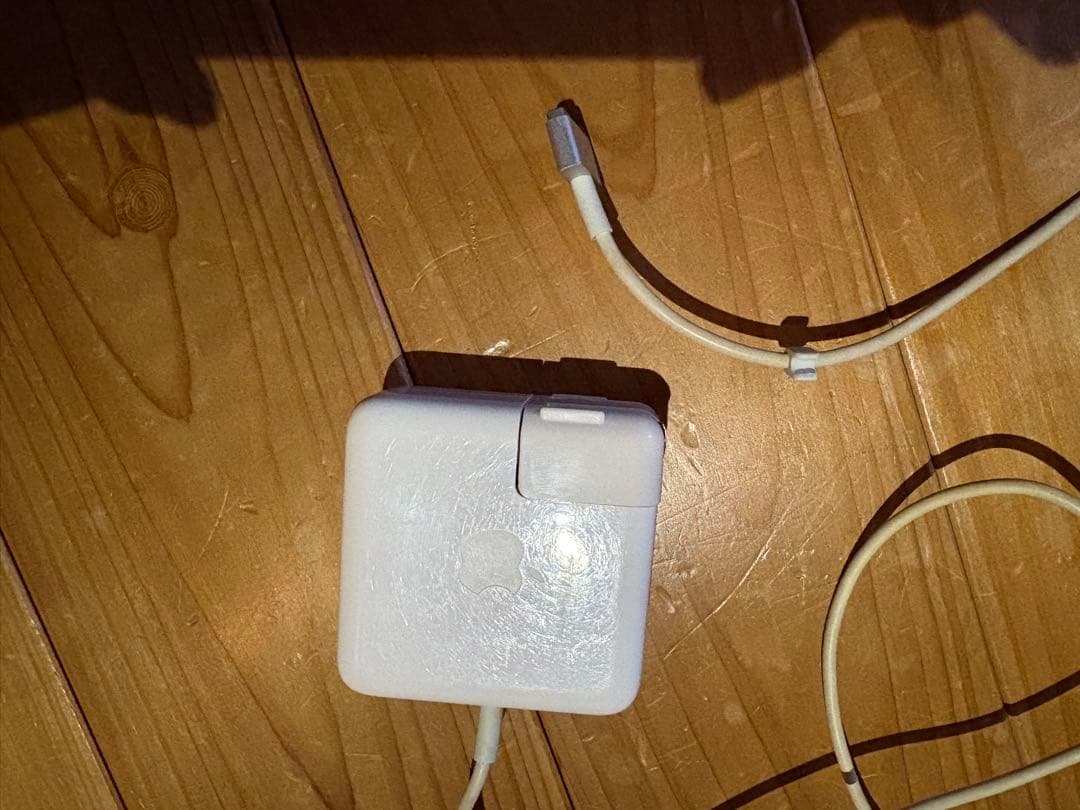 MacBook Air 2017 MacBook本体　充電器付き