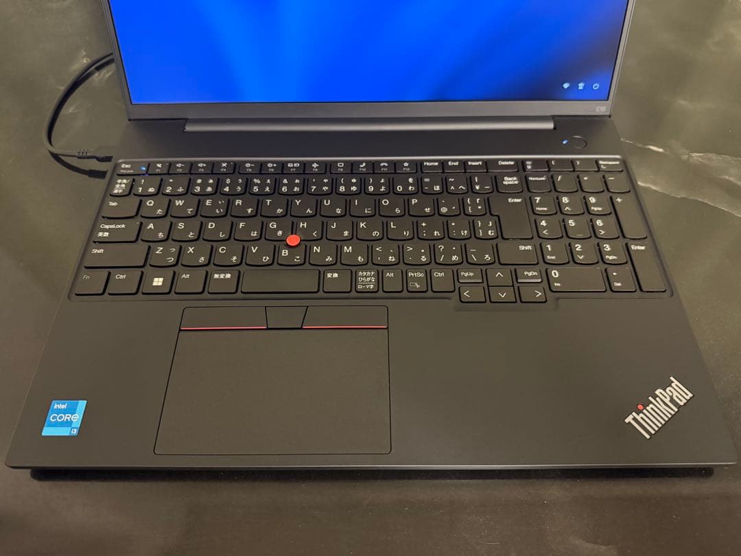 ThinkPad E16 Gen1 Core i3/8GBメモリ/256GB