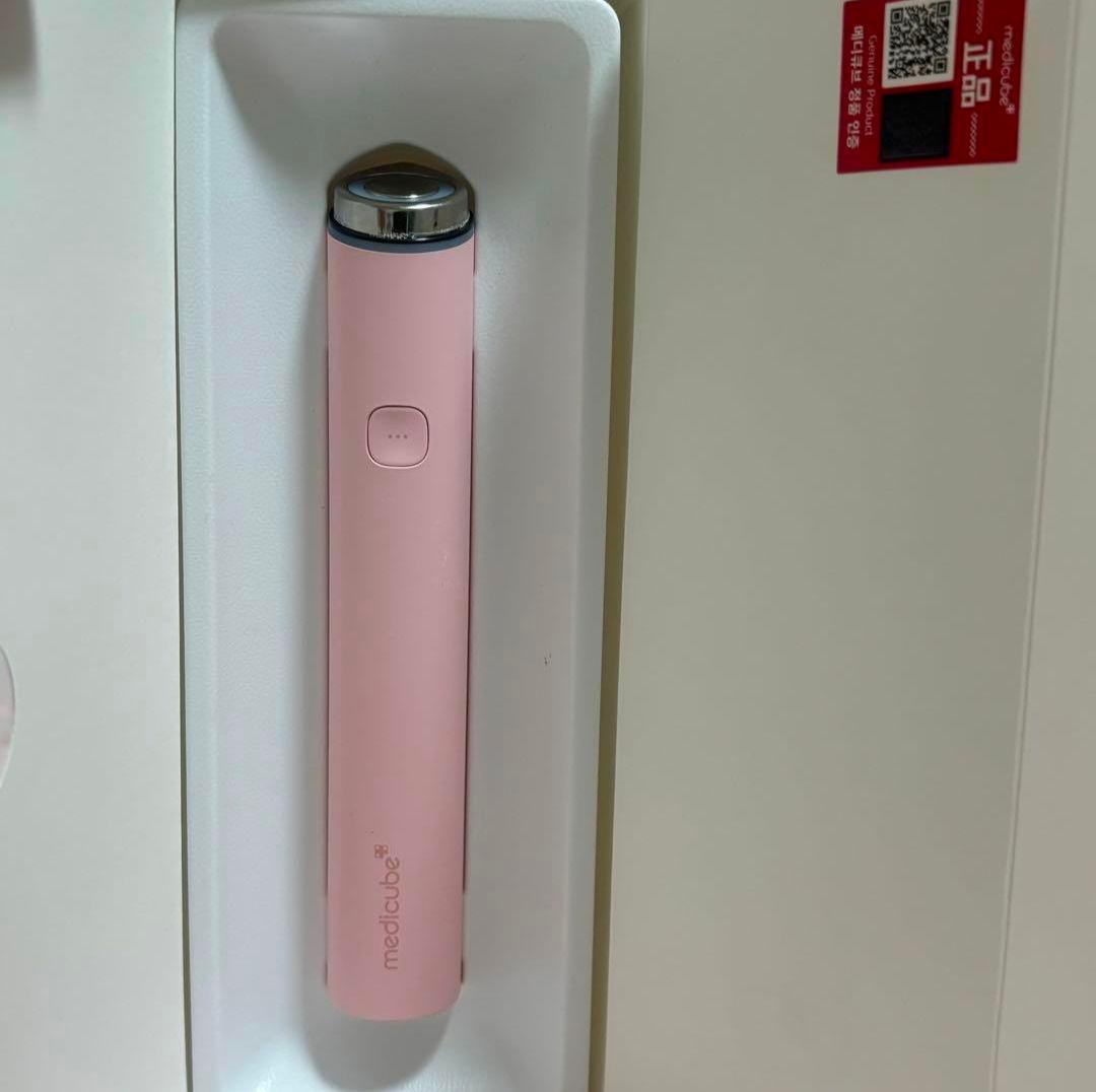 メディキューブ 美顔器 ピンク