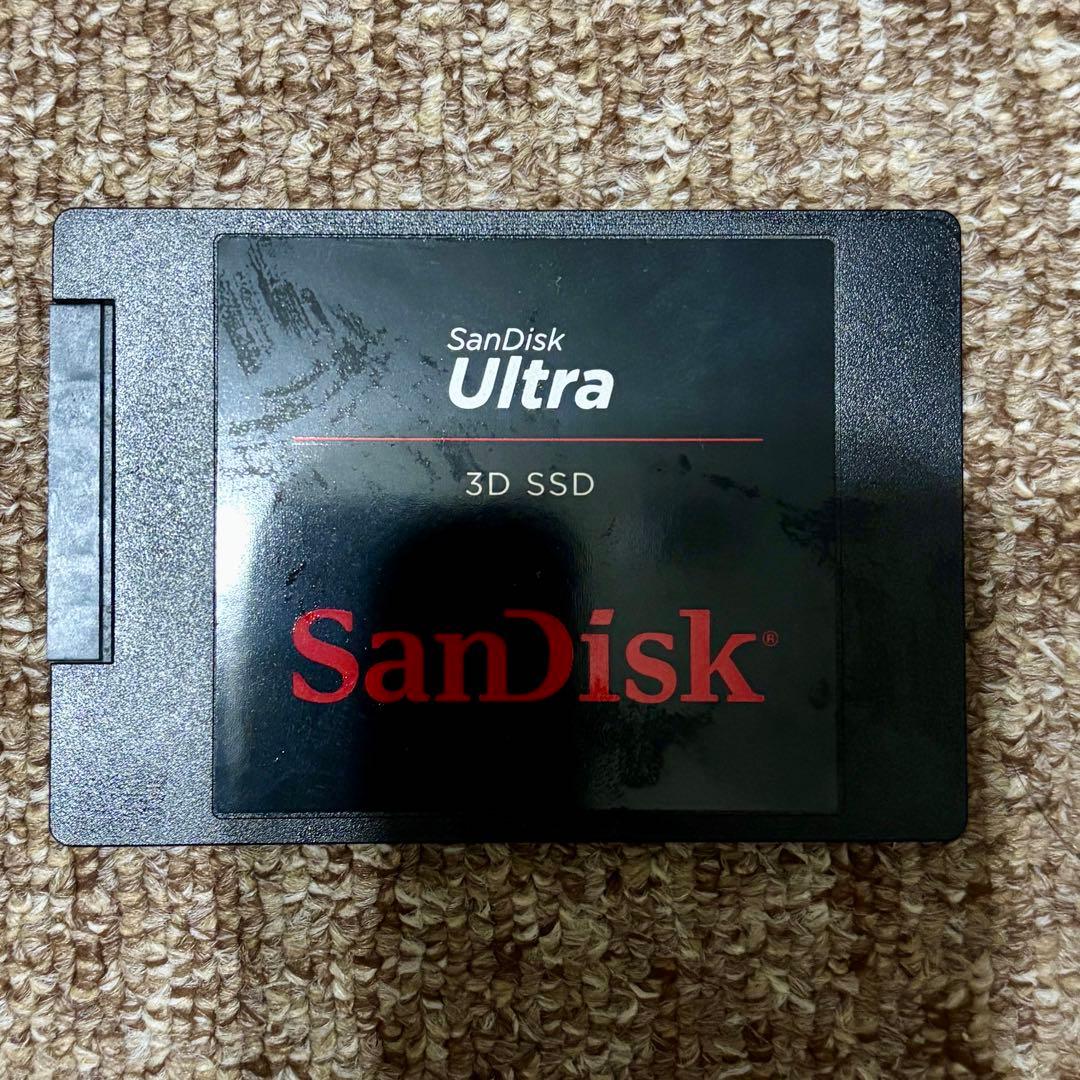 SanDisk Ultra 3D SSD 1TB 2.5インチ