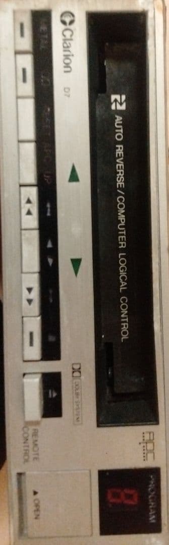 Clarion 当時物 カーオーディオ 動作未確認シャンク