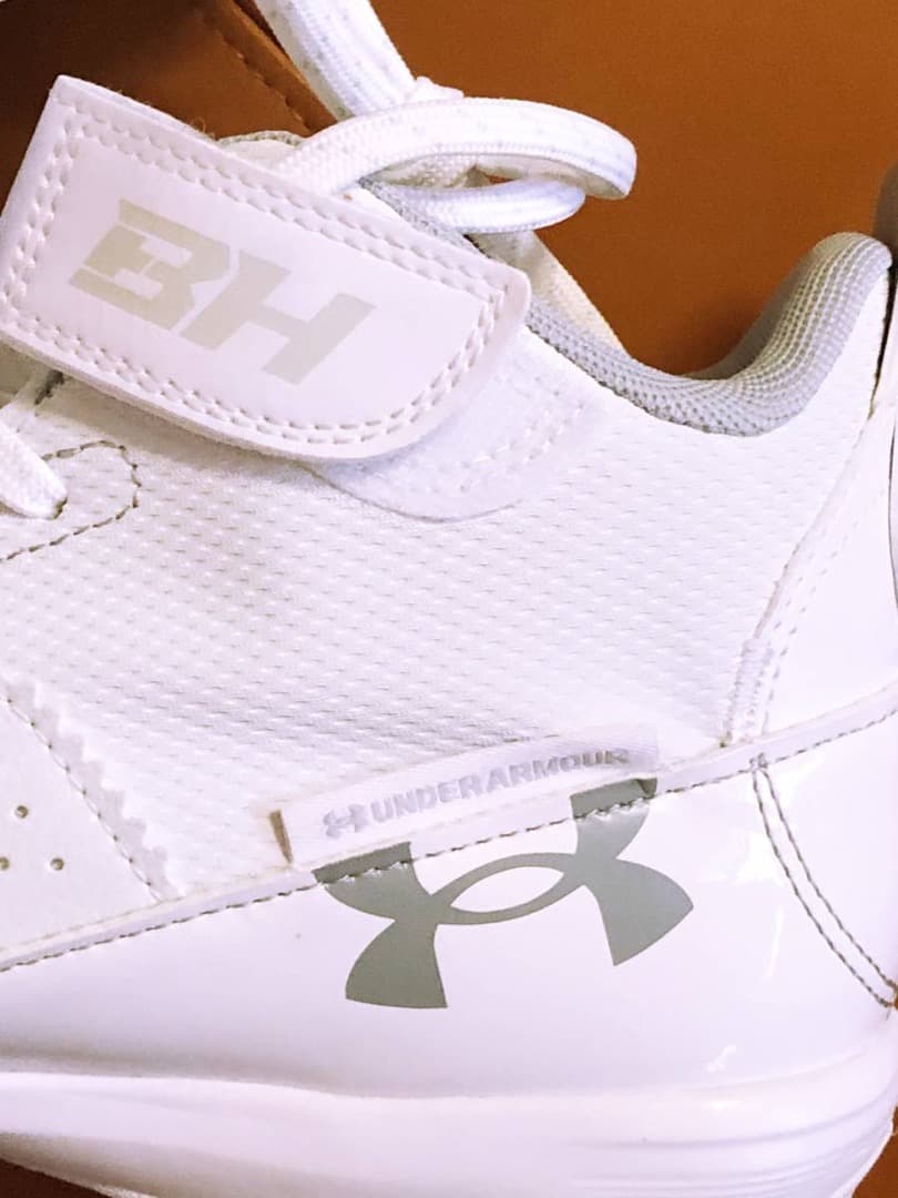 新品★USA国内限定☆アンダーアーマー野球★ハーパー7MidRm25.5cm