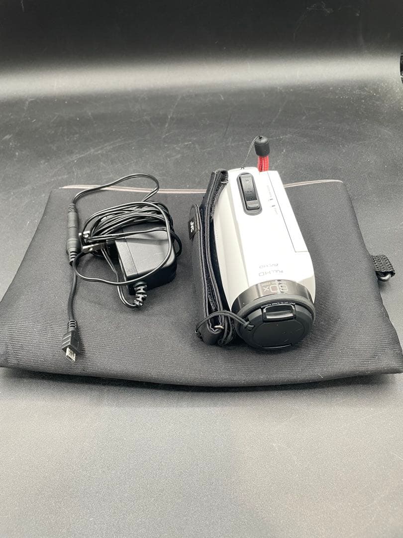 ビデオカメラ 60倍ズーム 充電器付き