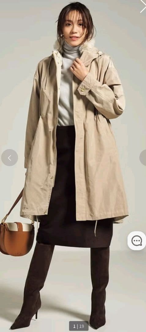 ドゥクラッセ　光沢グログラン・ファー使いモッズコート 　フード　定価21890円