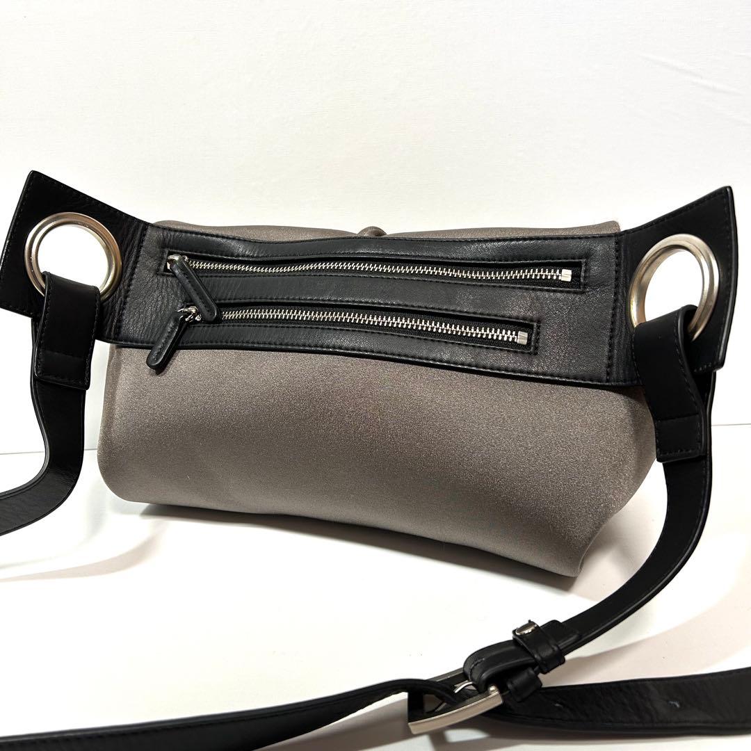 人気✨カワカワ ショルダーバッグ hatomeボディバッグ wet