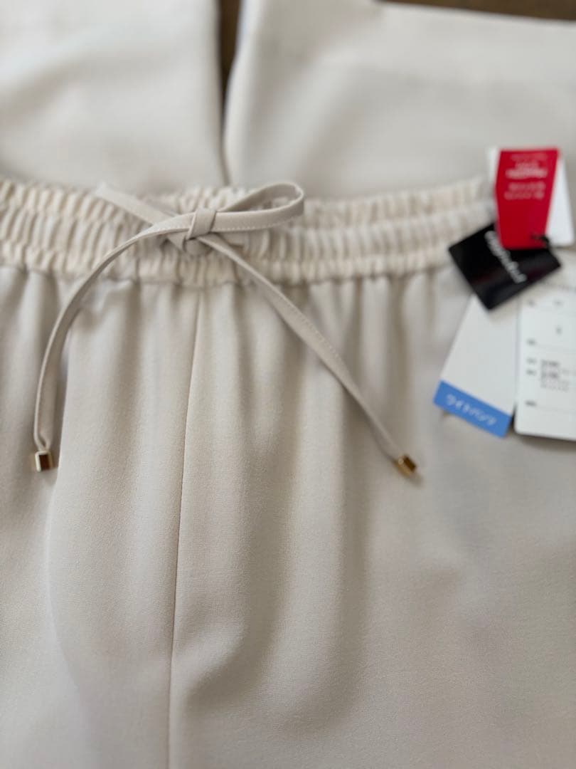 ① 新品　AOKI＆Oggiコラボ　ノーカラージャケット ワイドパンツ スーツ