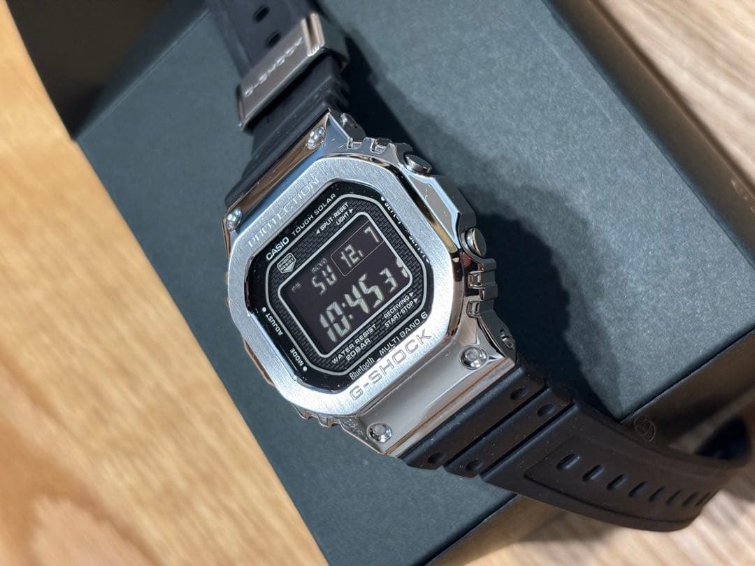 CASIO G-SHOCK GMW-B5000-1JF ほぼ未使用