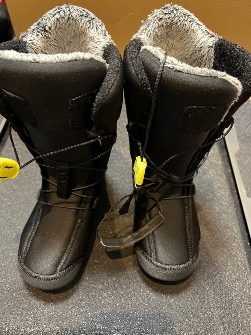 FLUX スノーボードブーツ BOAシステム