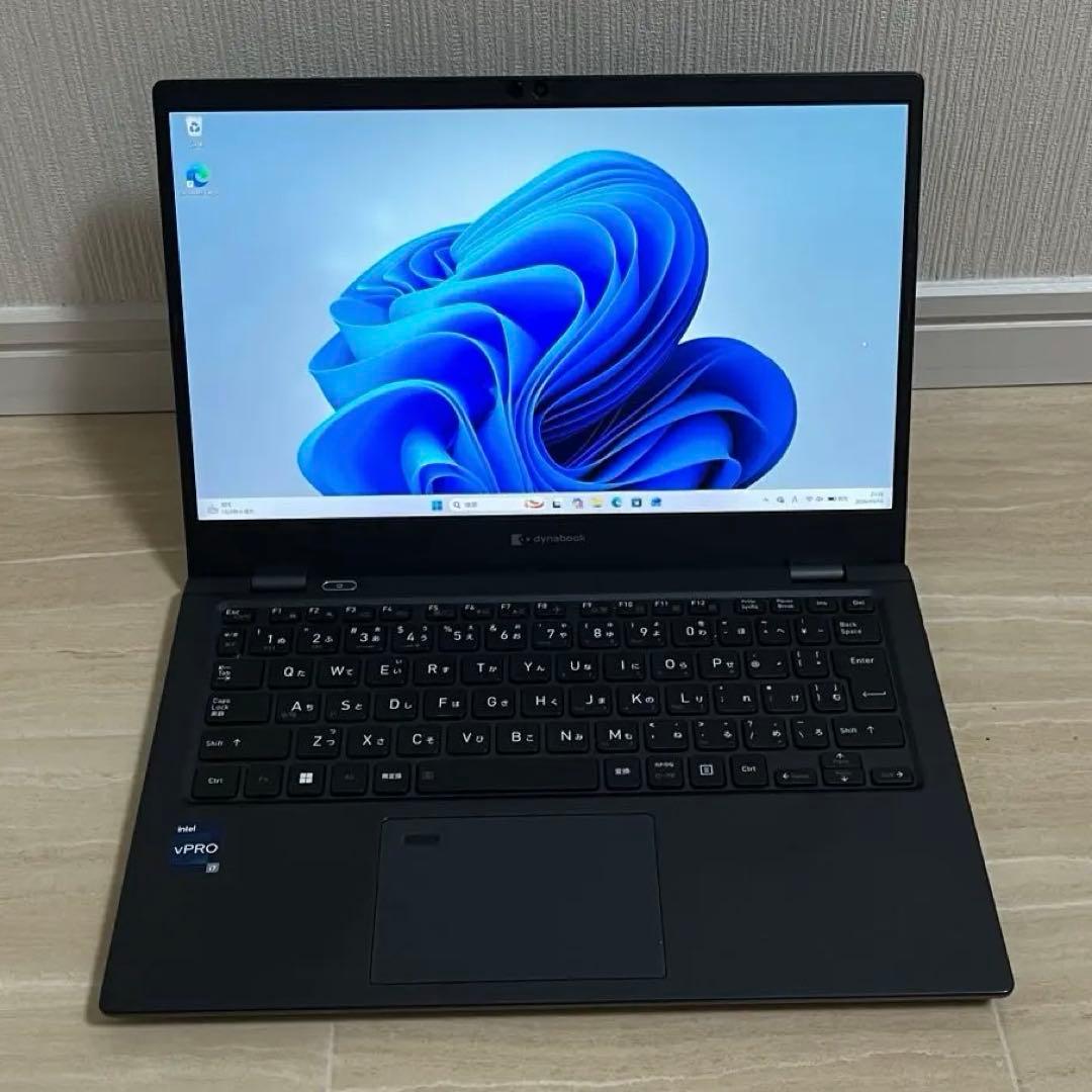 東芝 dynabook G83 / KU 第12世代 i7 / 1TB