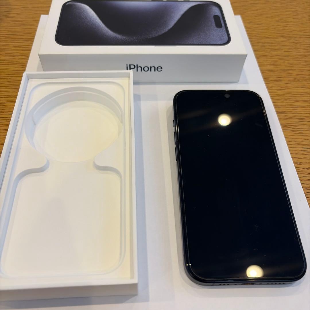 【美品】iPhone 15 Proブルーチタニウム256GB フィルム、ケース込
