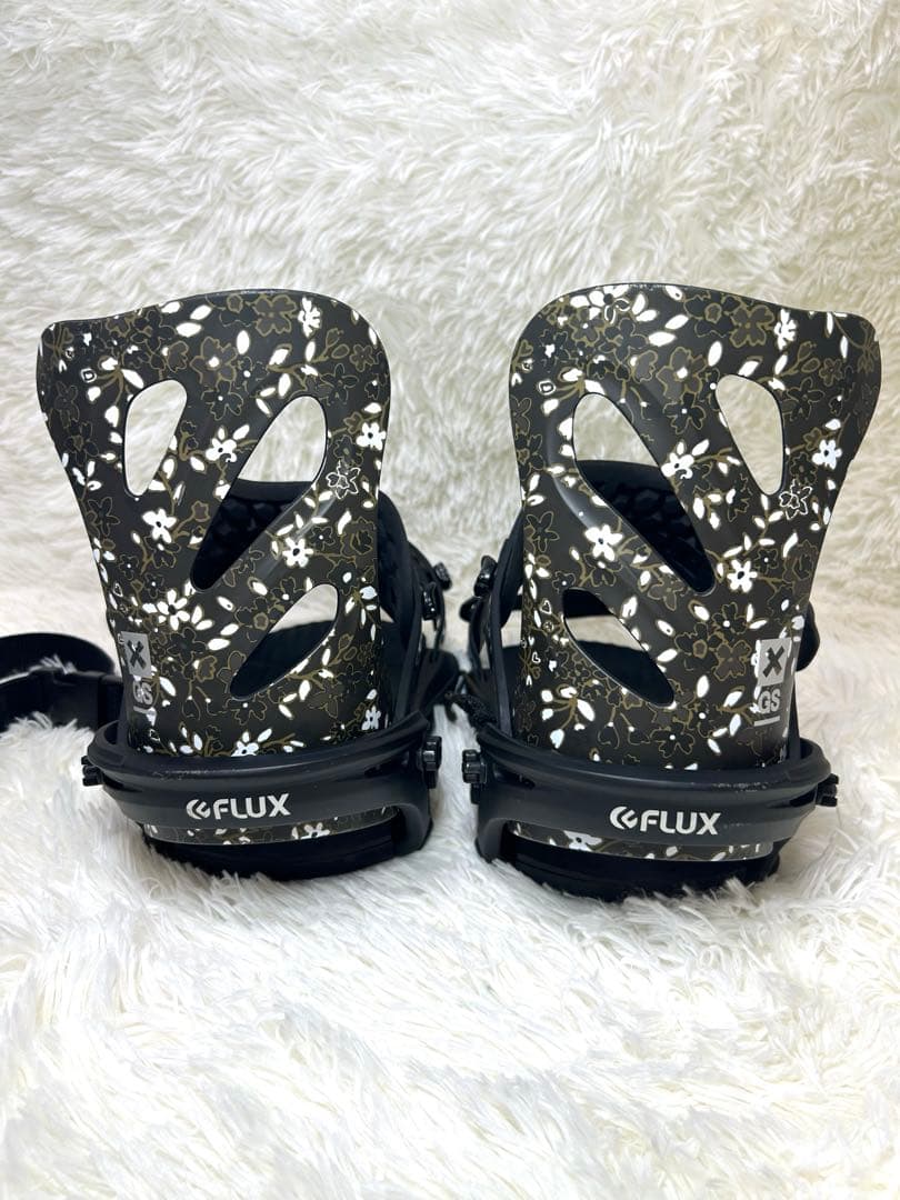 値下げ！FLUX GS SMサイズ スノボ　スノーボード ビンディング