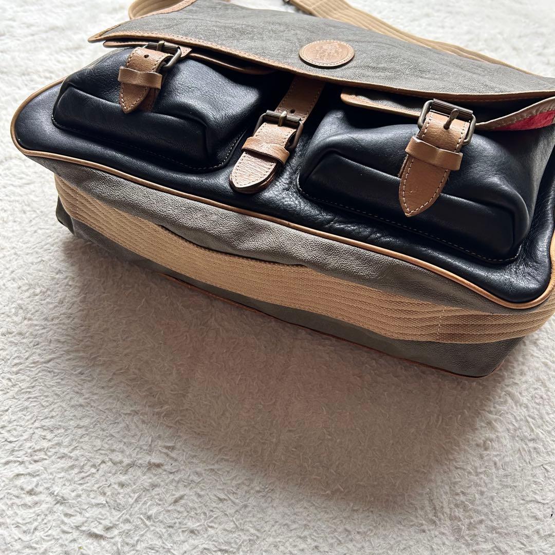 【80s 激レア】シーピーカンパニー メッセンジャーバッグ ロゴパッチ レザー