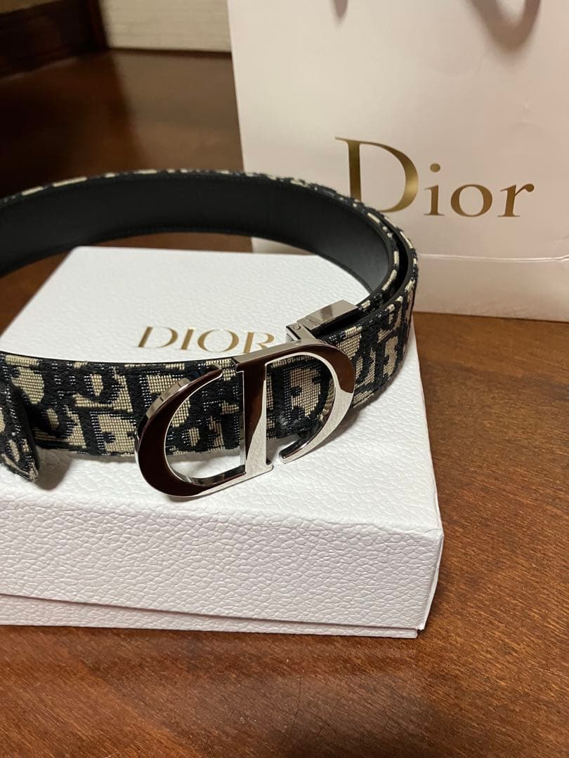 Dior ロゴ入りキャンバスベルト