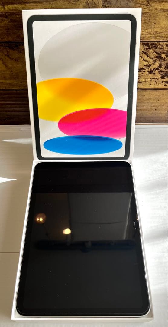 【キノコ】iPad 第10世代 64GB スペースグレー Wifiモデル