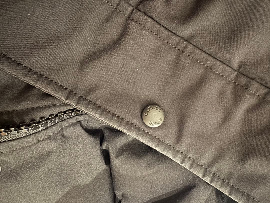 ここまま★カナダグース ダウンジャケット マッケンジーパーカ2302JL