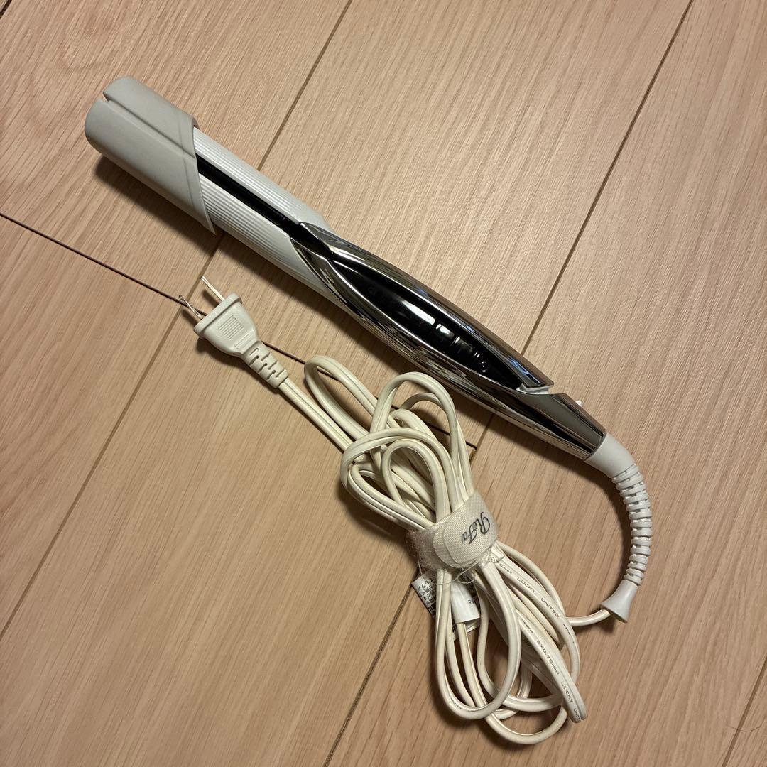 週末値下2023年製Refa リファビューテック ストレートアイロン