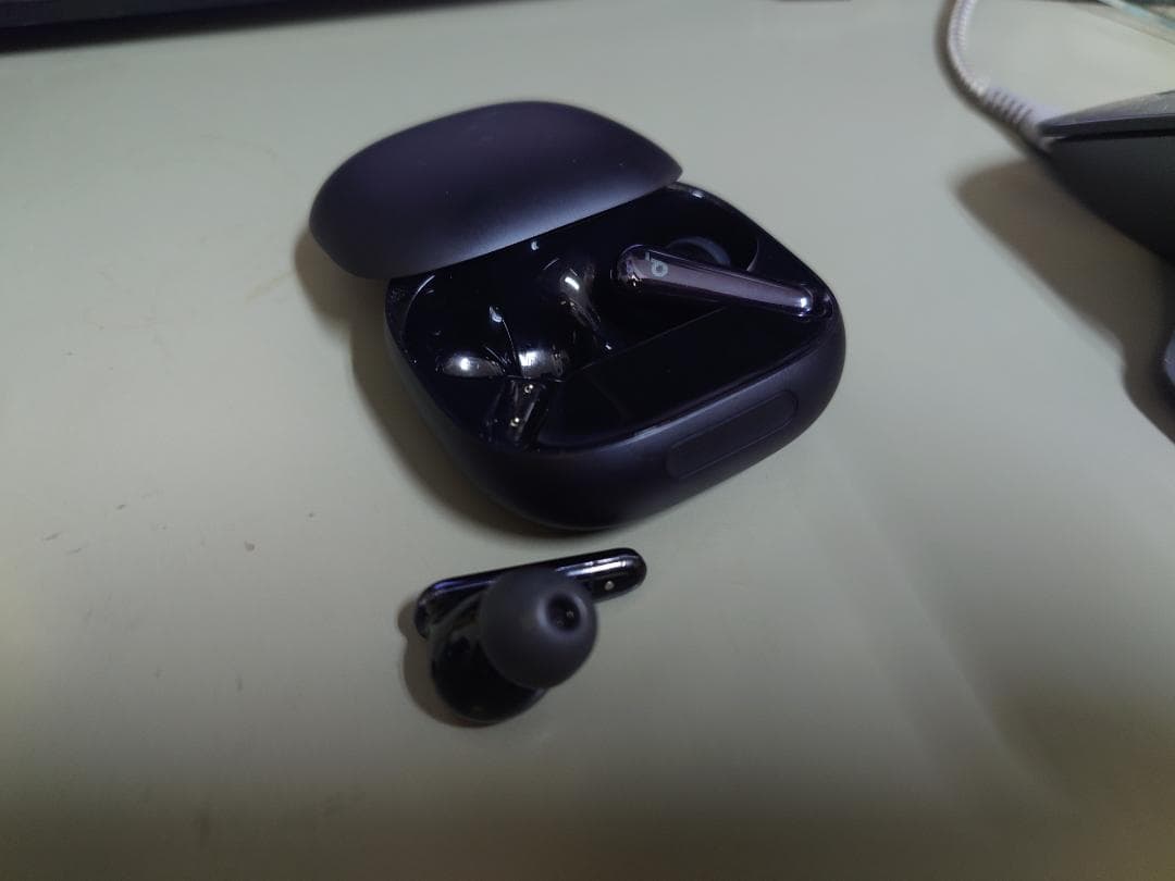 soundcore liberty 4 pro ブラック 中古美品