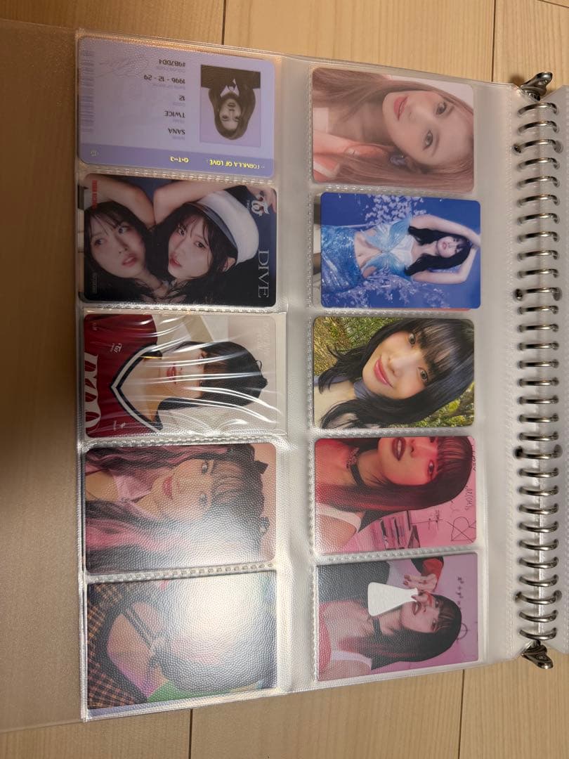 TWICE アルバムまとめ売り　トレカ・フォトカードセット付き