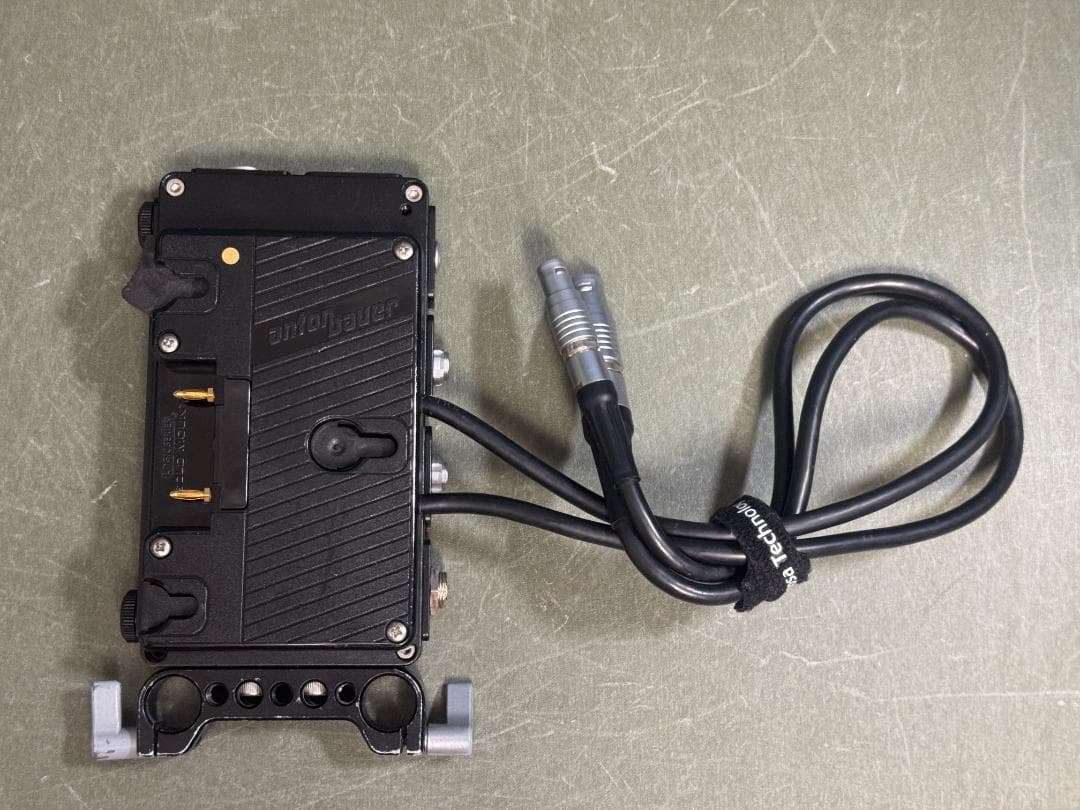 ARRI ALEXA Mini用 D-Boxバッテリープレート