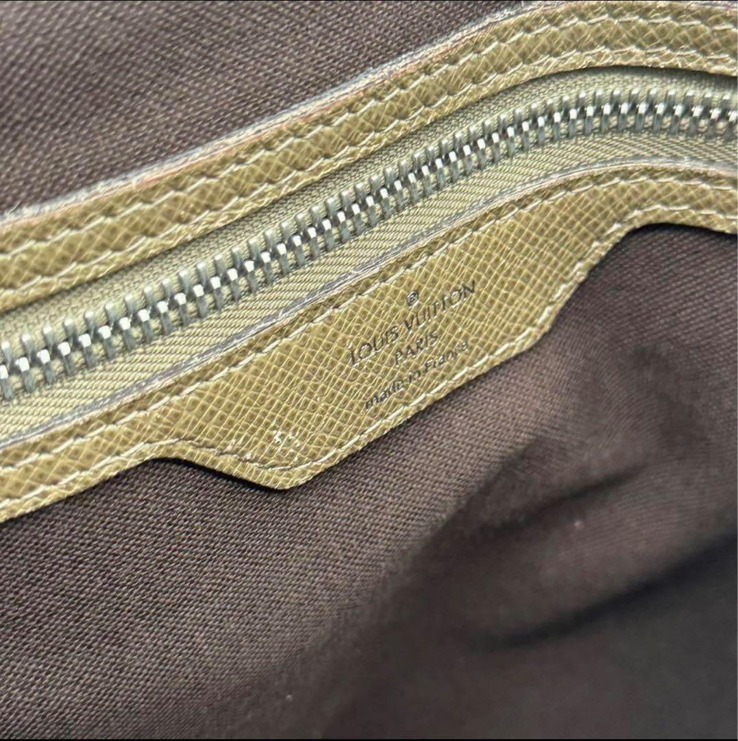 【極美品】　ルイヴィトン　タイガ　ロマンPM　ショルダーバッグ　N32625