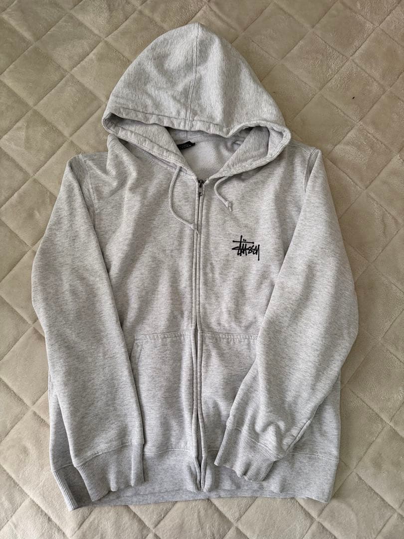 Stussy グレー パーカー Lサイズ