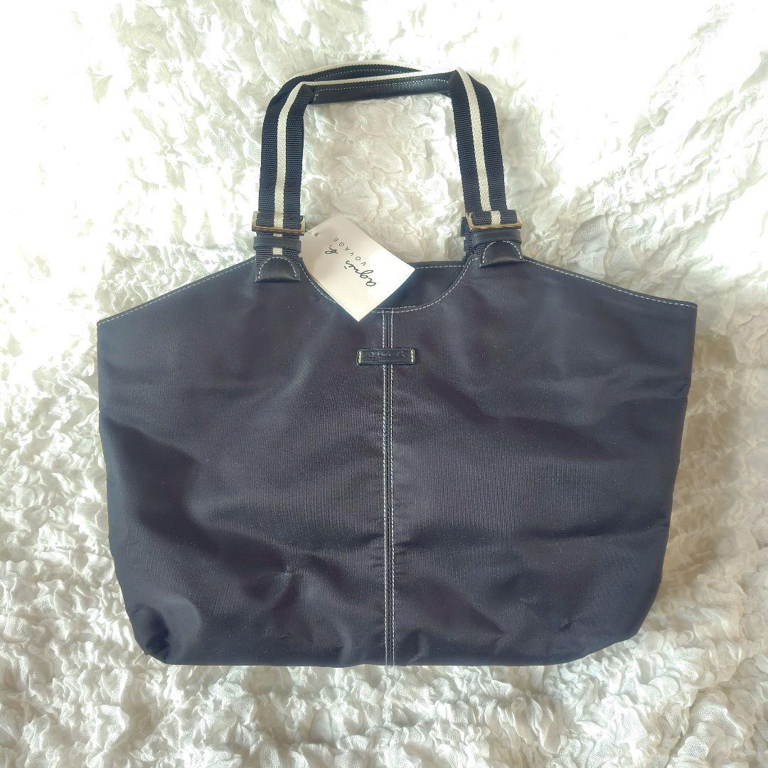 美品　アニエスベー　ハンドバッグ　大きめ　A4収納可　ナイロンバッグ