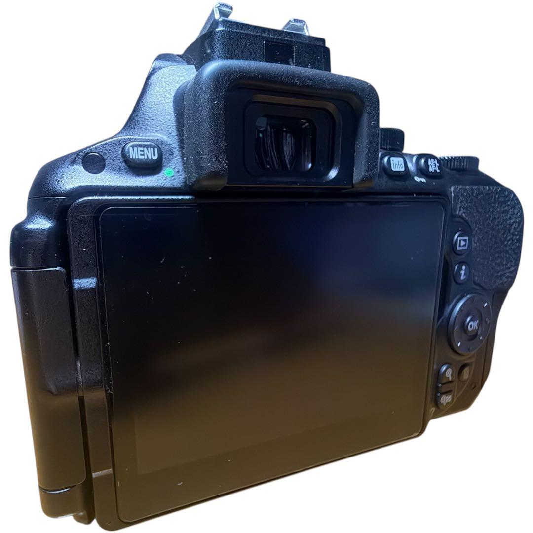 【ショット数7300回】Nikon D5500 18-55mmレンズキット