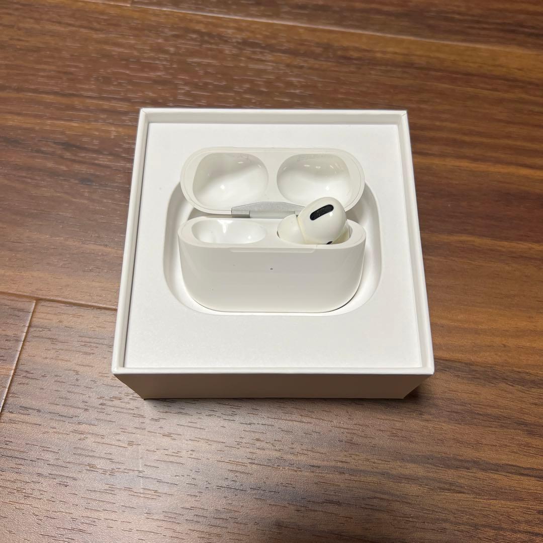 APPLEAirPodsPro 右耳＆充電ケース(箱付き) WHITE