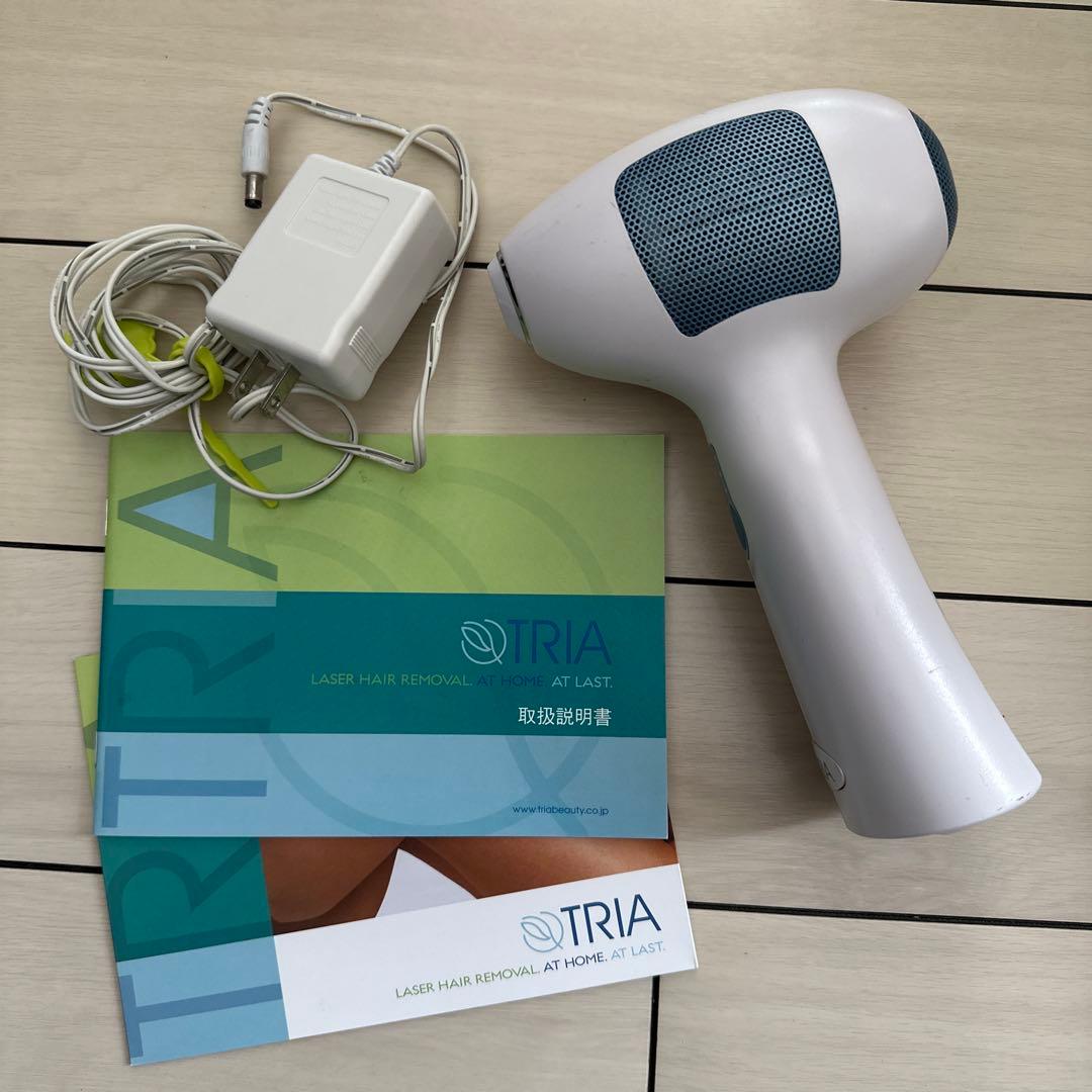 ジャンク　TRIA レーザー脱毛器 本体 + 付属品　充電コード　説明書