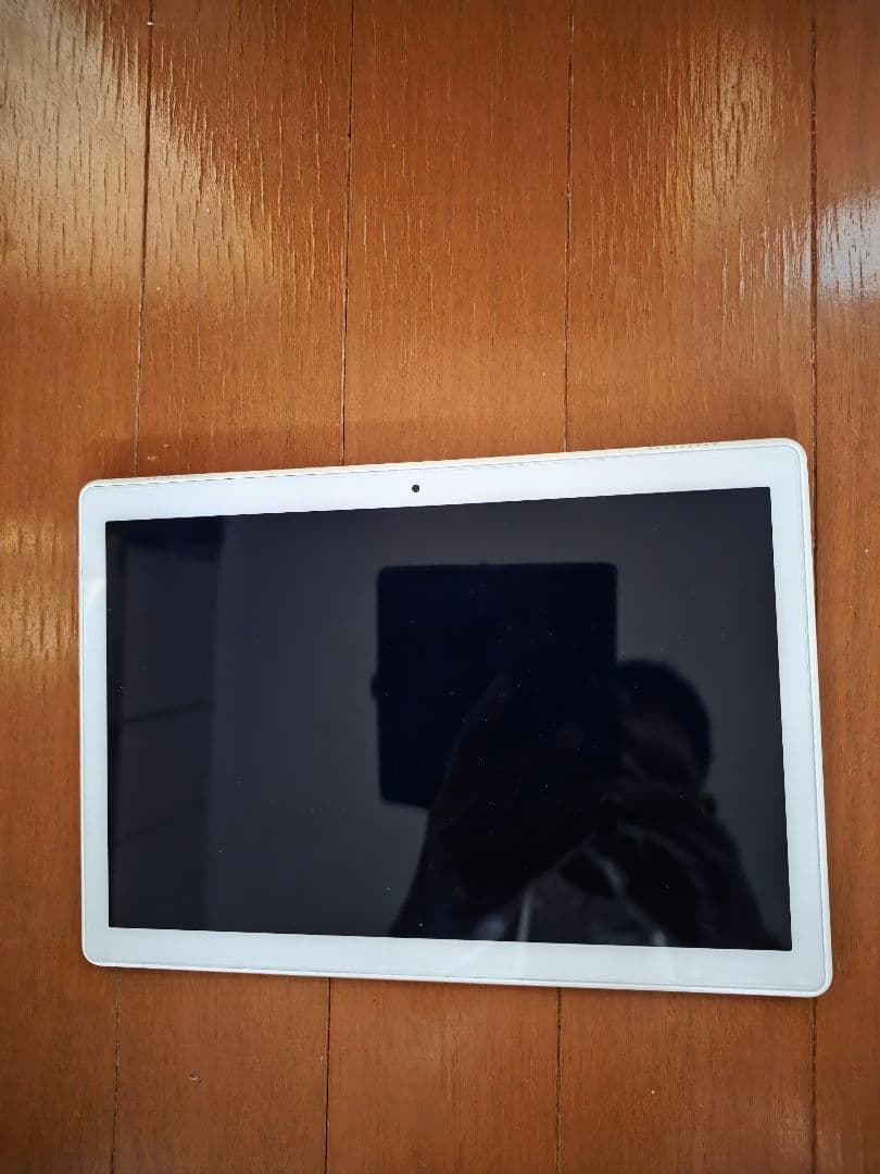 Lenovo Tab 5 ホワイト 本体