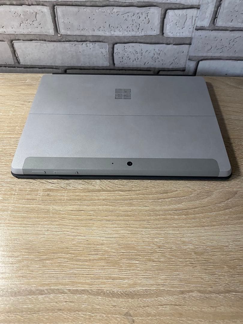 Microsoft Surface go 本体 ケース付き