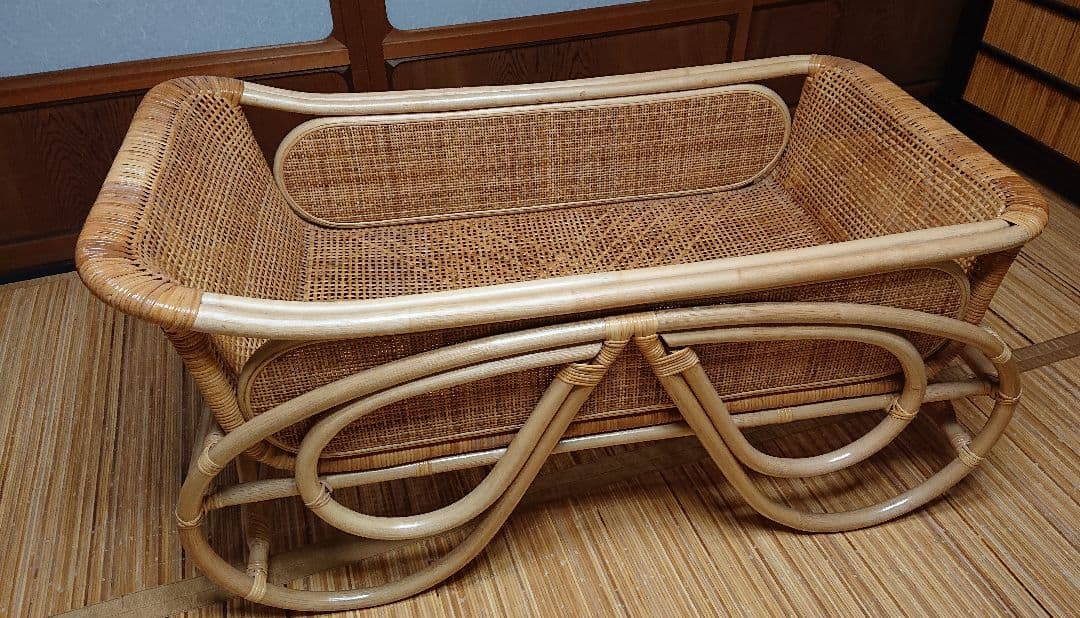 未使用　ラタン製 ベビーベッド　 ゆりかご＆ベッド