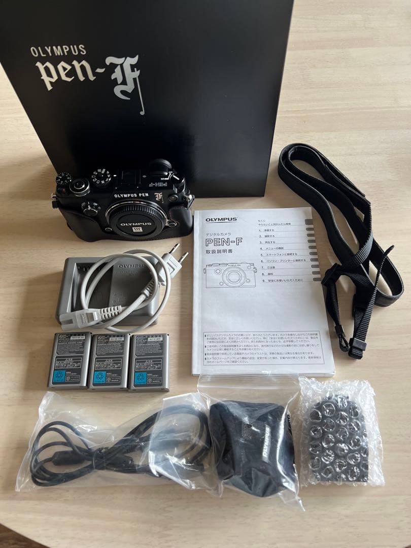 「オリンパス渾身の」レンジファインダ一眼PEN-F ミラーレス一セット
