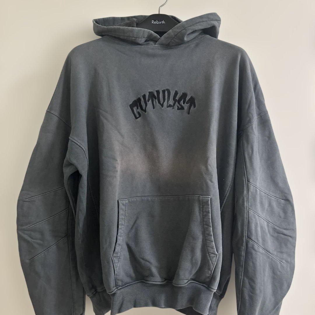 グレー ロゴプリント パーカー