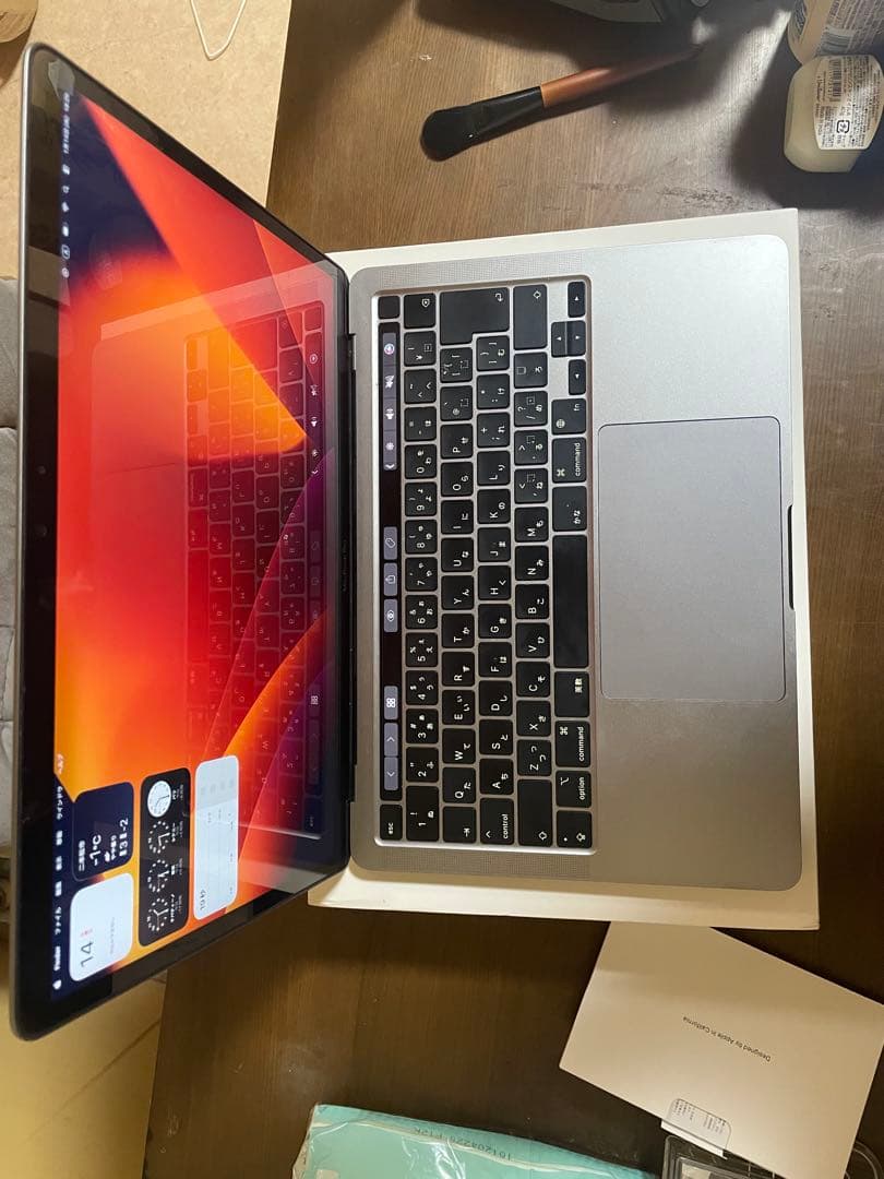 MacBook本体 MacBook Pro m1 2020, 256gb