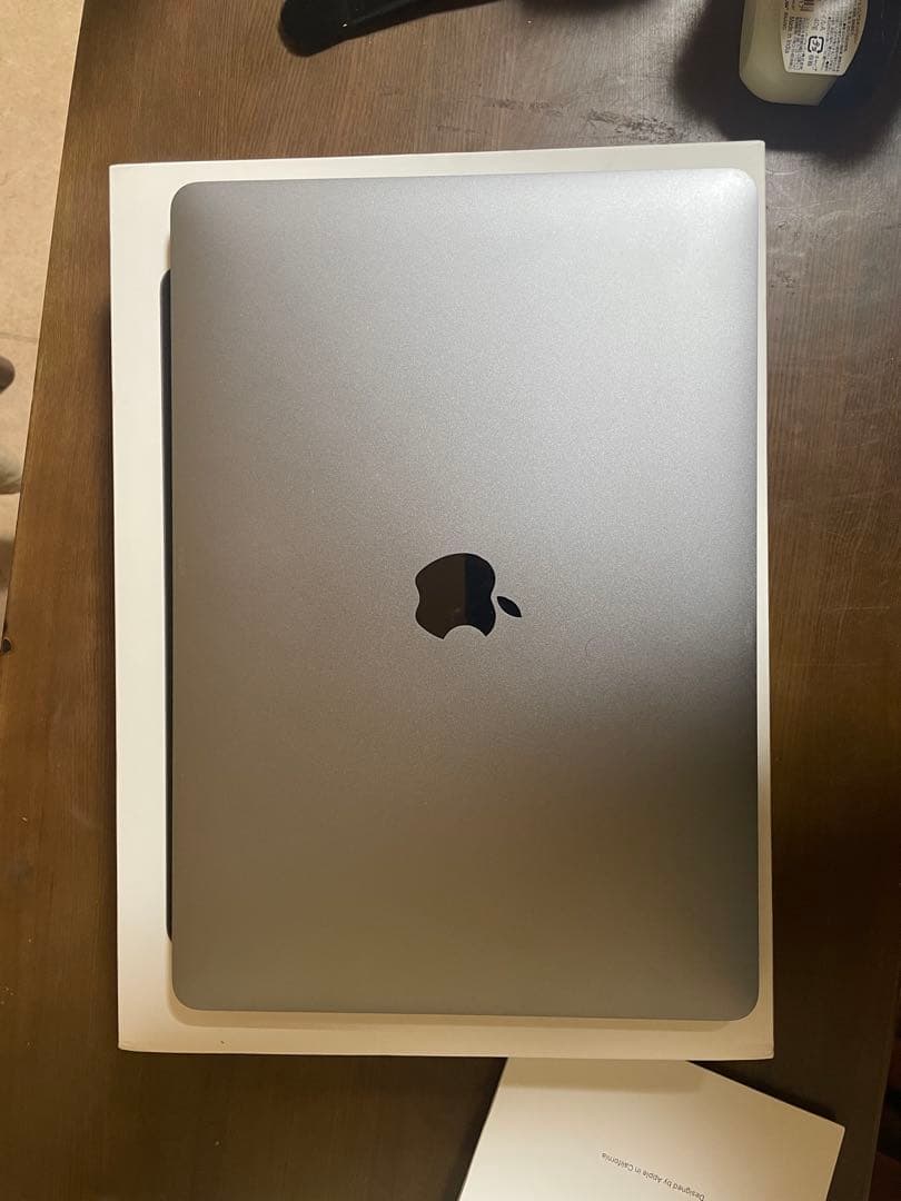 MacBook本体 MacBook Pro m1 2020, 256gb