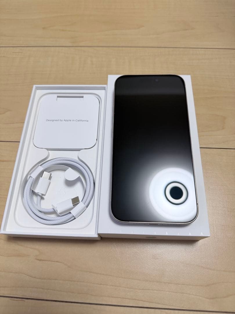 iPhone 15 Pro 256GB 本体　付属品未使用