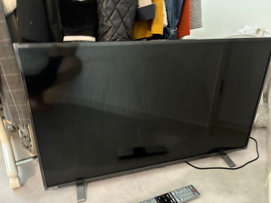 TOSHIBAテレビREGZA40インチ　リモコン付