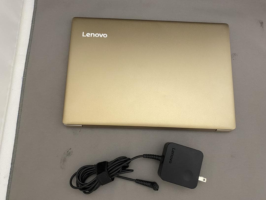 レノボ　ノートパソコン　13.3型液晶　第８世代core i5